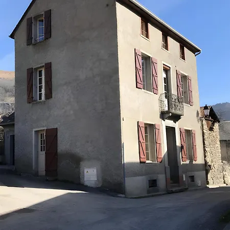 Galy - Maison De Montagne 度假居