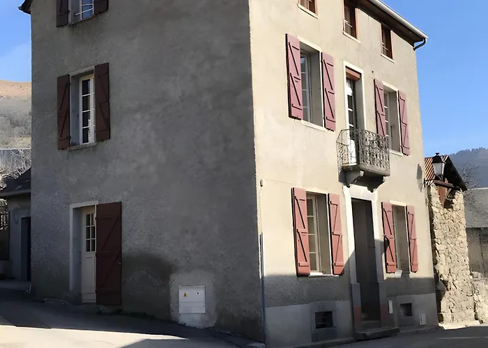 Galy - Maison De Montagne 度假居